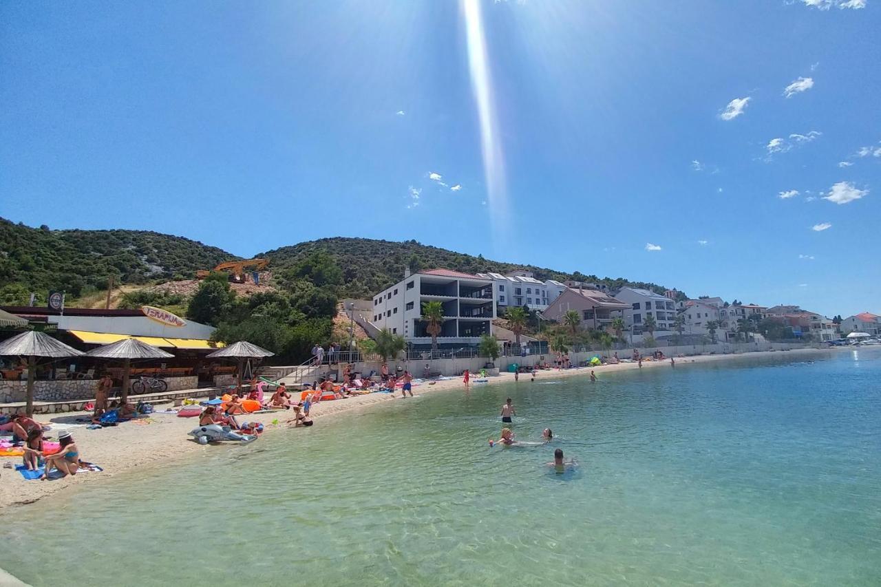 Apartments With A Parking Space Marina, Trogir - 11554 Εξωτερικό φωτογραφία