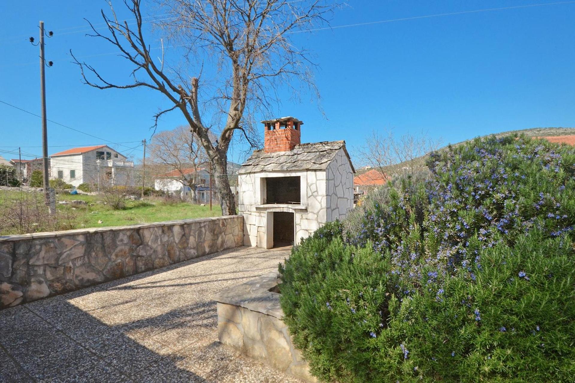 Apartments With A Parking Space Marina, Trogir - 11554 Εξωτερικό φωτογραφία